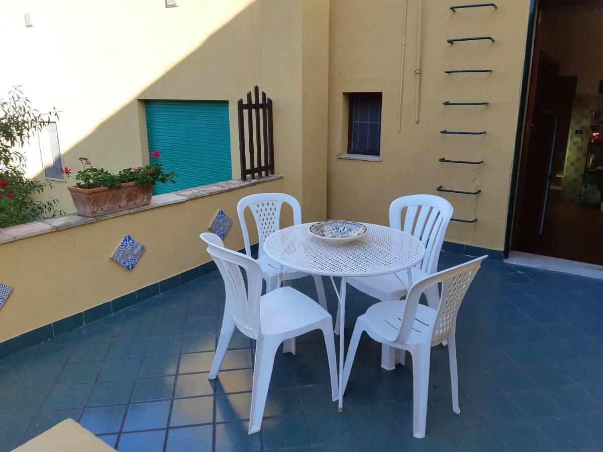 Casa "Le Terrazze" Villa Erice Bagian luar foto